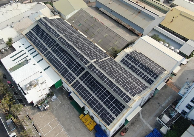 2024 Solarmodule auf dem Dach der Fabrik LAI YUE installiert